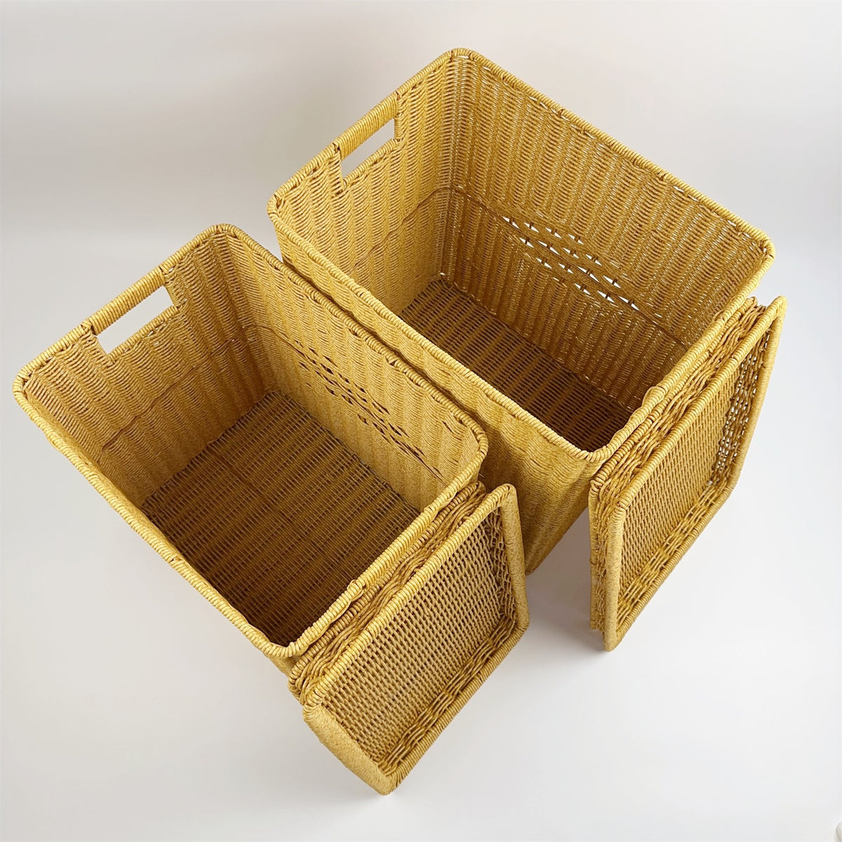 BAS010 - Square Woven Laundry Basket with Lid image 3